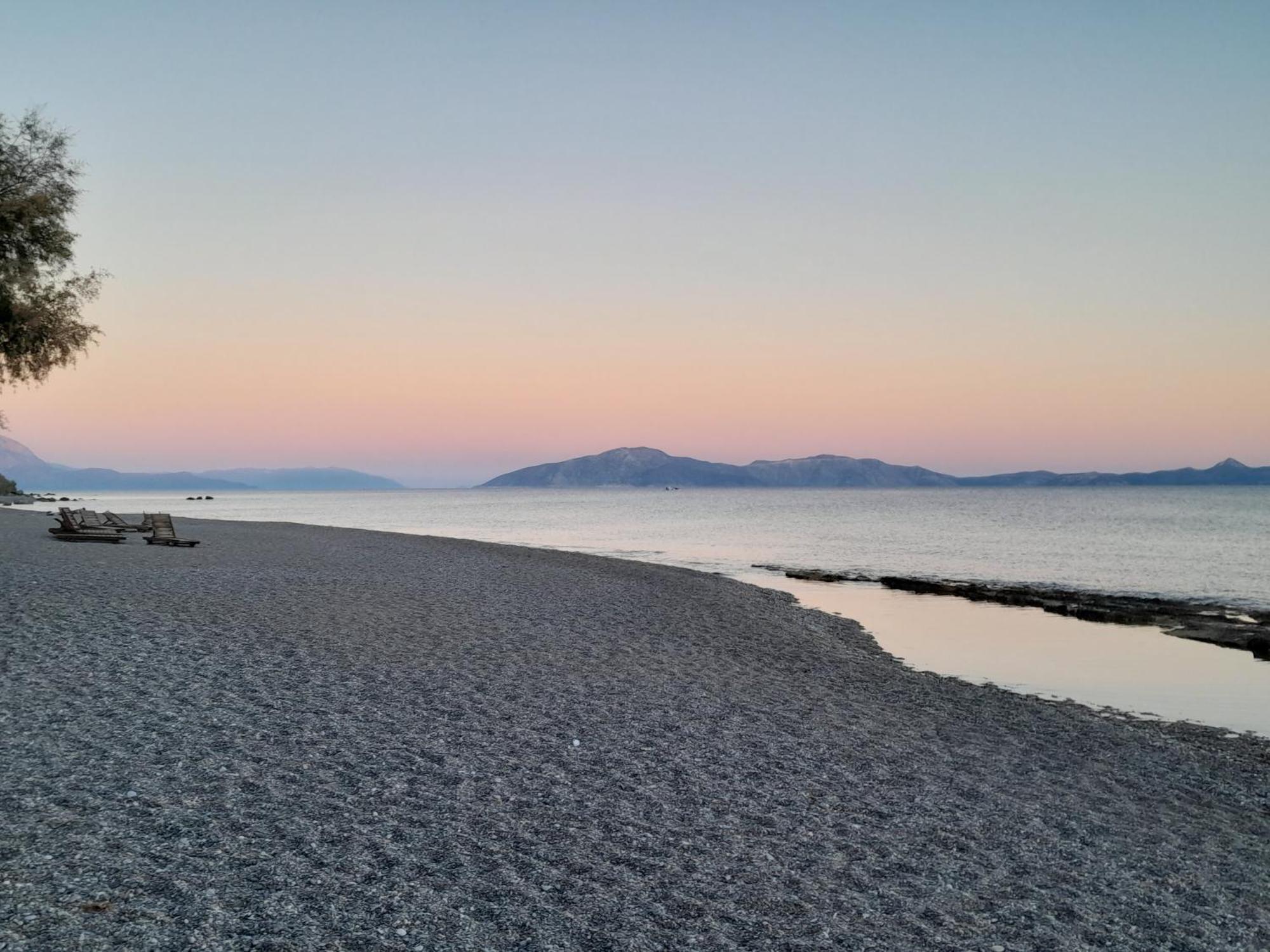 Lydia Mare Aparthotel Agios Kirykos  ภายนอก รูปภาพ