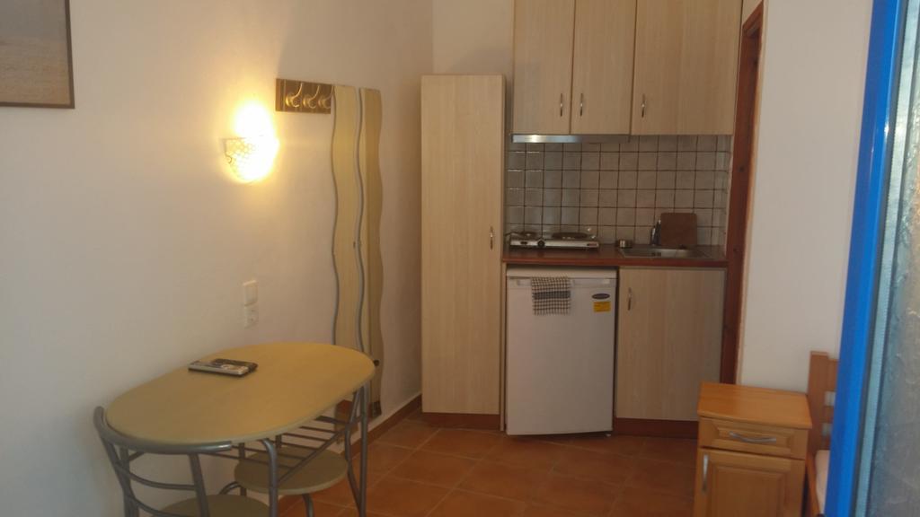 Lydia Mare Aparthotel Agios Kirykos  ภายนอก รูปภาพ