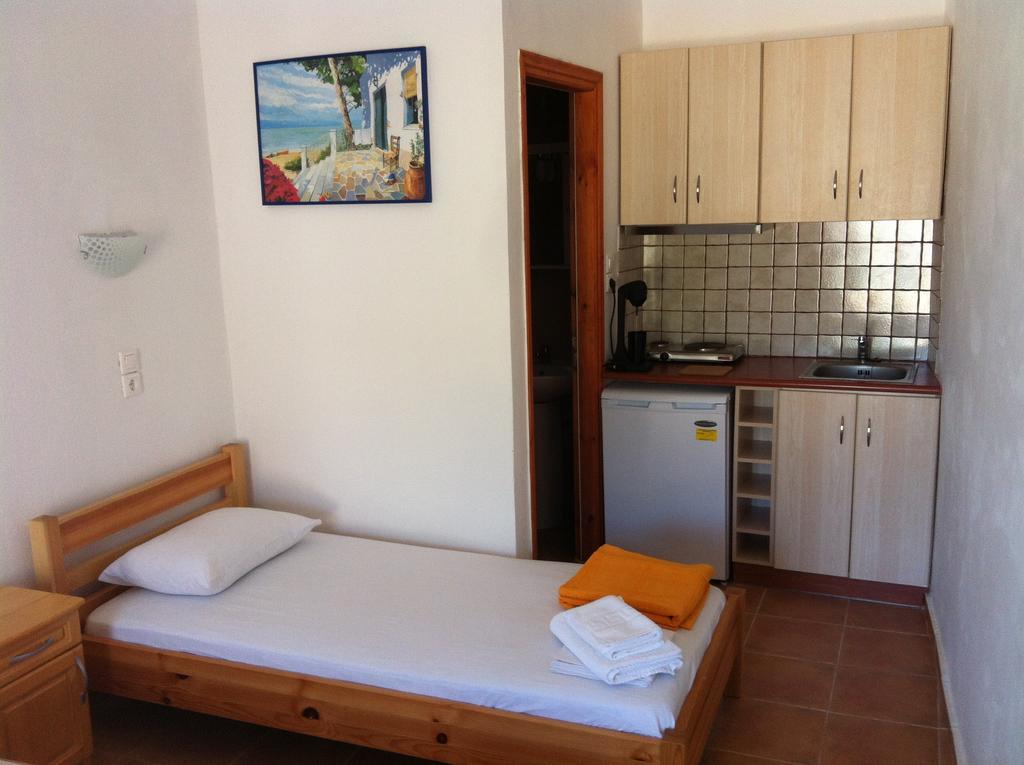 Lydia Mare Aparthotel Agios Kirykos  ภายนอก รูปภาพ