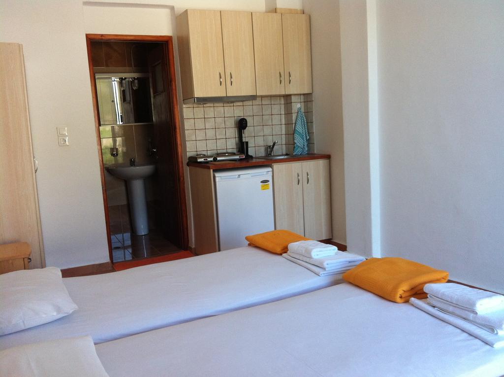 Lydia Mare Aparthotel Agios Kirykos  ภายนอก รูปภาพ