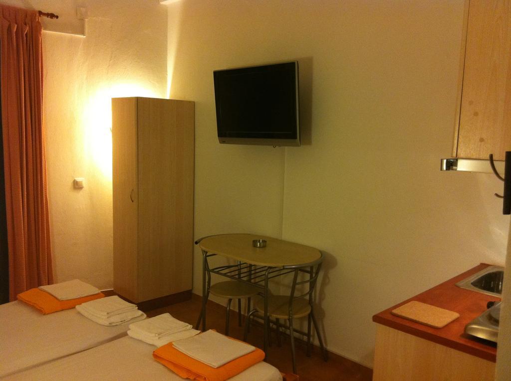 Lydia Mare Aparthotel Agios Kirykos  ภายนอก รูปภาพ