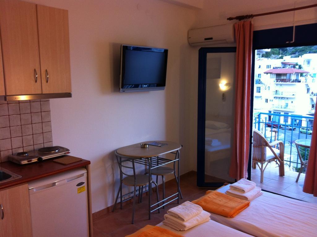 Lydia Mare Aparthotel Agios Kirykos  ภายนอก รูปภาพ