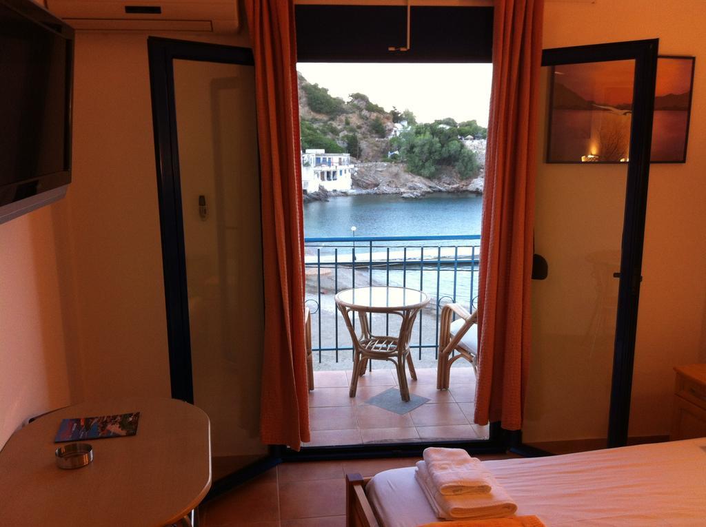 Lydia Mare Aparthotel Agios Kirykos  ภายนอก รูปภาพ