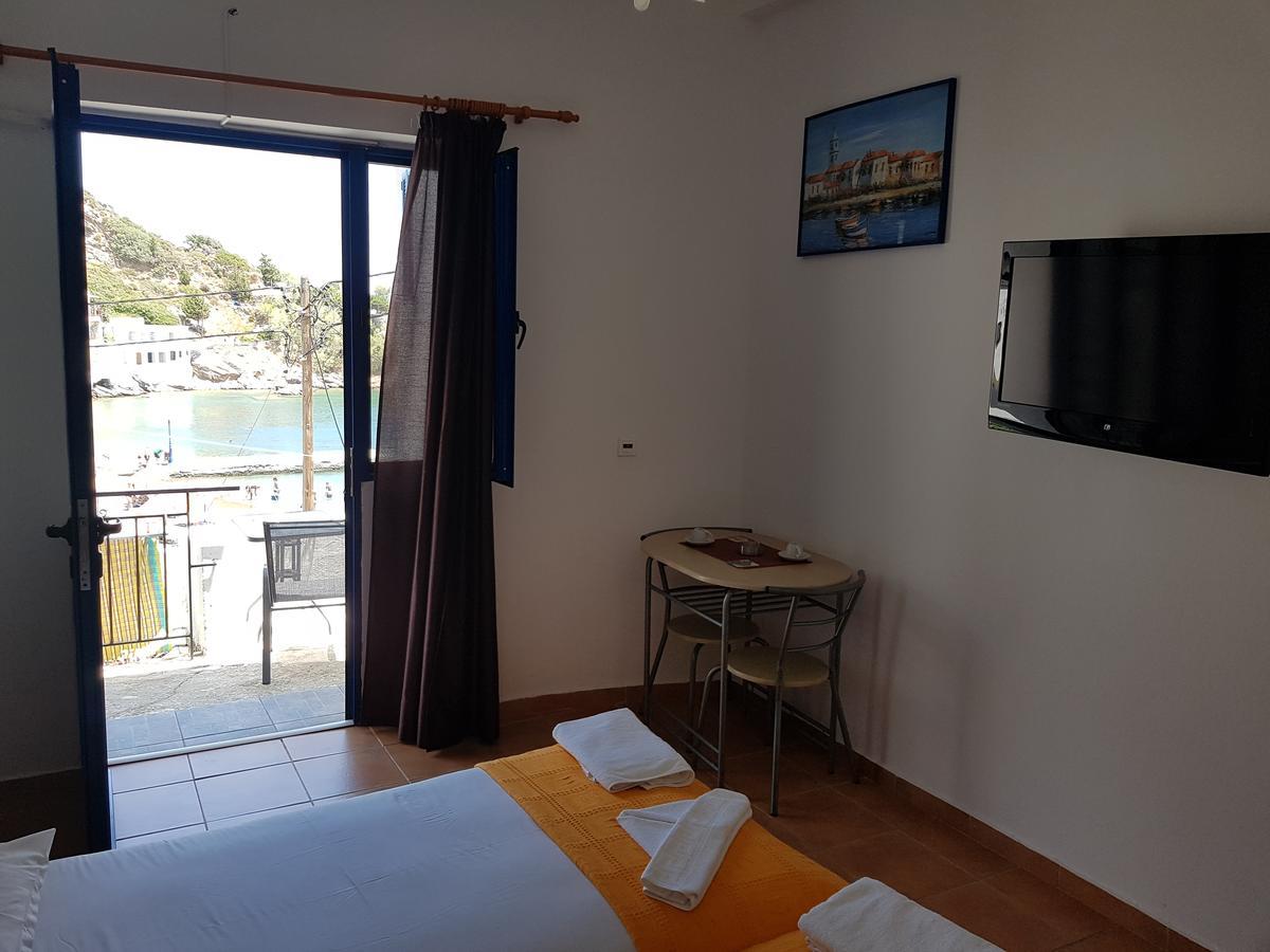 Lydia Mare Aparthotel Agios Kirykos  ภายนอก รูปภาพ
